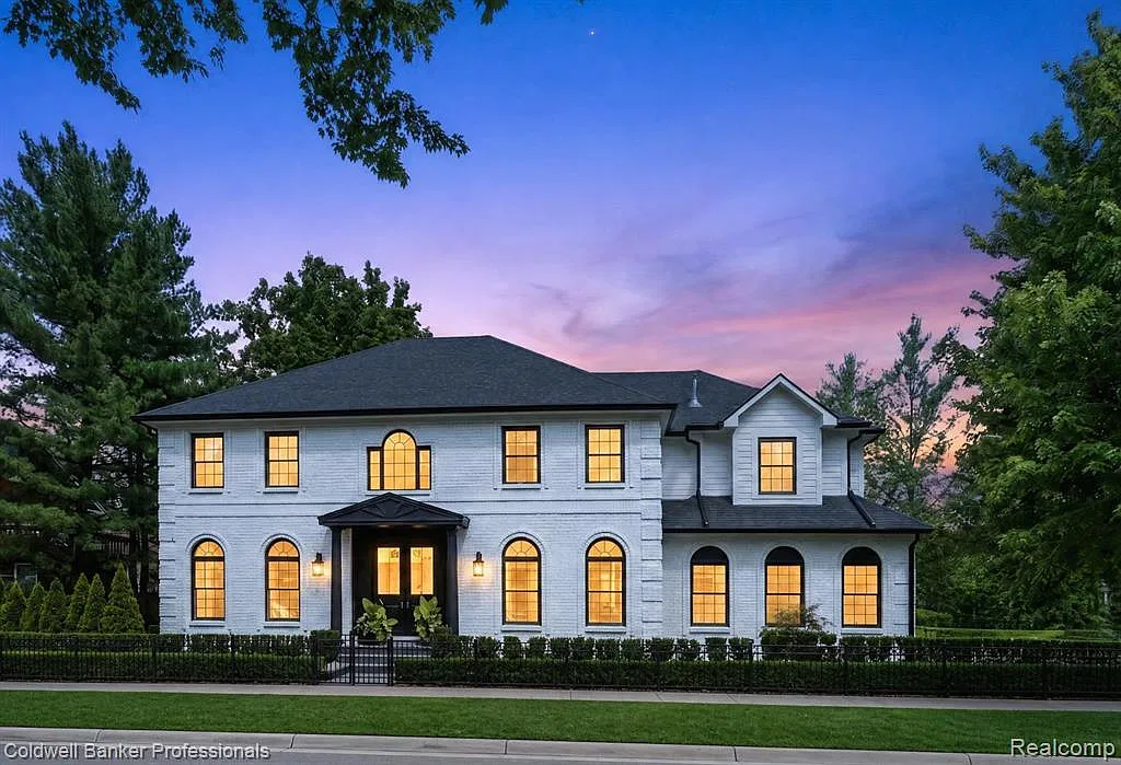 5 bed, 6.5 bath, 3732 sqft, $22,500 — Photo 4