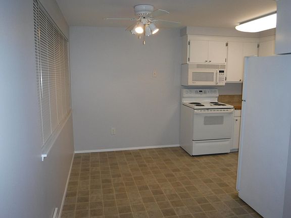 2nd image of 10842 SE 204th St APT E2