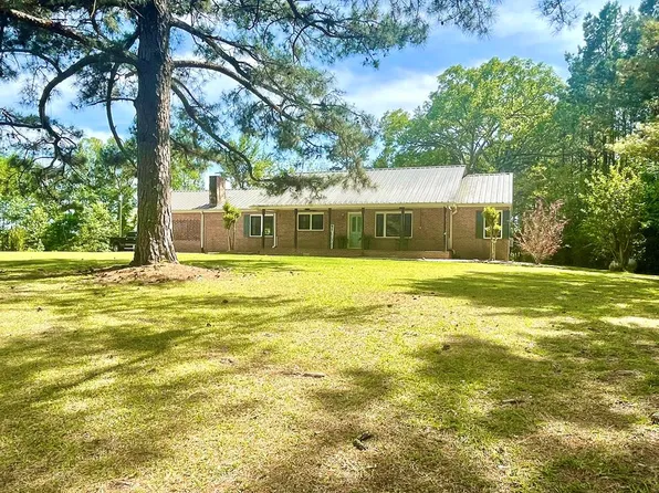 2556 Bill Lofton, Mc Call Creek, MS 39647