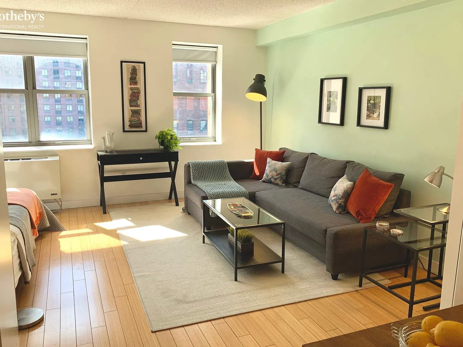 516 West 47th Street — Photo 1
