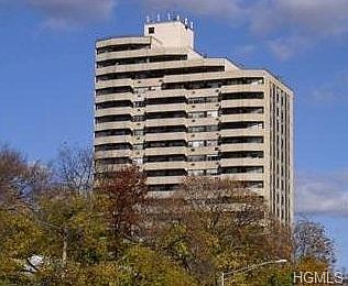 1st image of 1523 Central Park Ave APT 1F