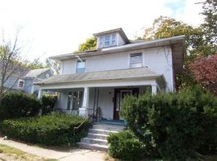 303 S 2nd St, Tipp City, OH 45371