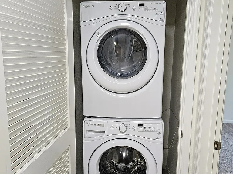 Diamond Creek Apartment — Photo 13