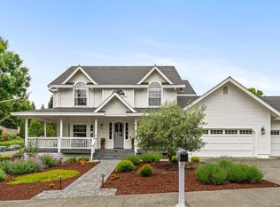 1136 Mcfarlane Avenue, Sebastopol, CA 95472