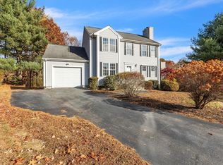16 Carryville Xing #16, Bellingham, MA 02019