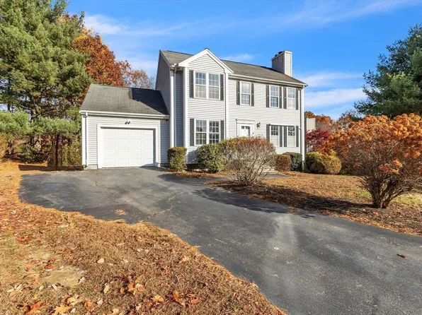 16 Carryville Xing #16, Bellingham, MA 02019