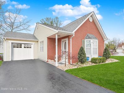 13 Gatley Close, Freehold, NJ, 07728