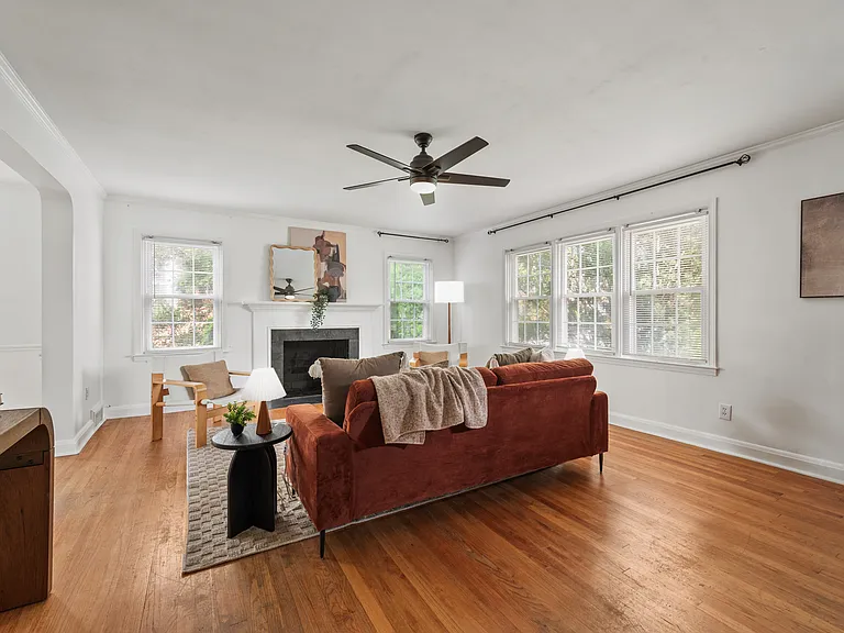 8126 Kirkwall Ct — Photo 11