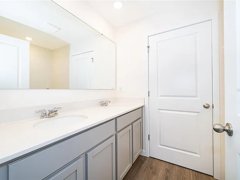 4391 Hazel St — Photo 21