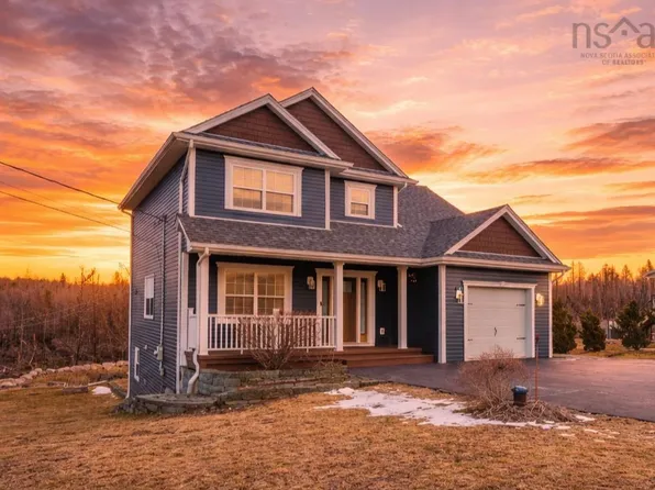 397 Hemlock Dr, Upper Tantallon, NS B3Z 0E1