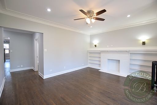 3rd image of 3048 W Leland Ave #3