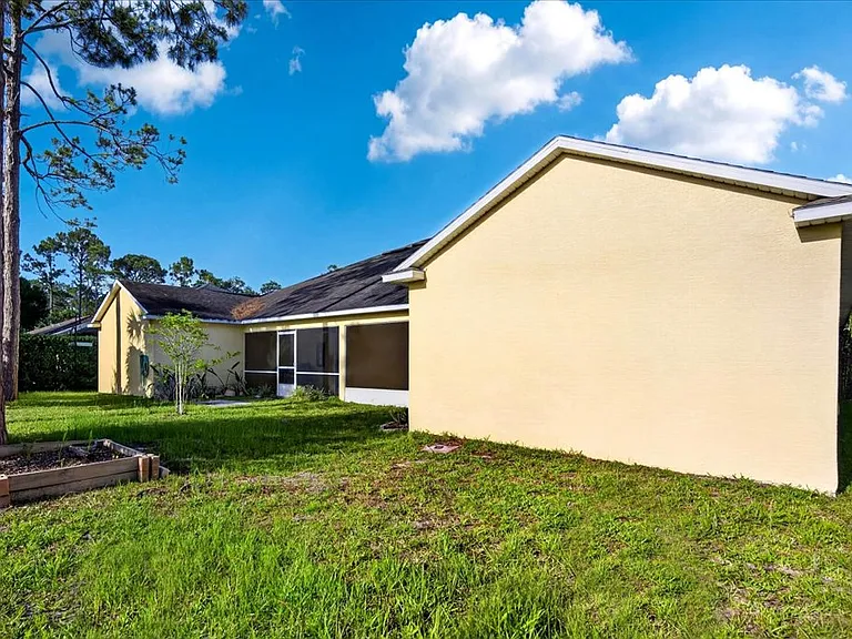25 Rainstone Ln #A — Photo 15