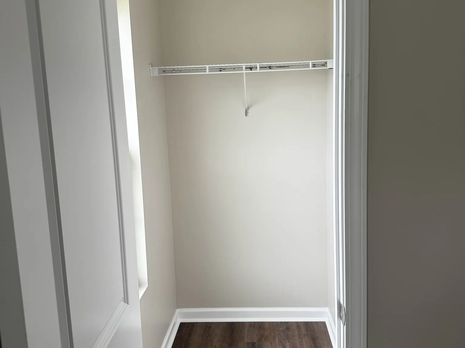 5 bed, 2728 sqft, $700 — Photo 4