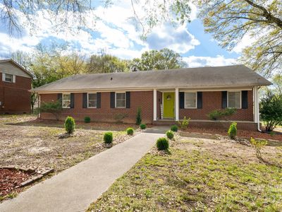 1935 Echo Ln, Gastonia, NC, 28052