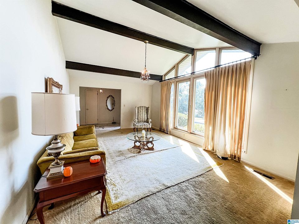 1st image of 1741 Carovel Cir
