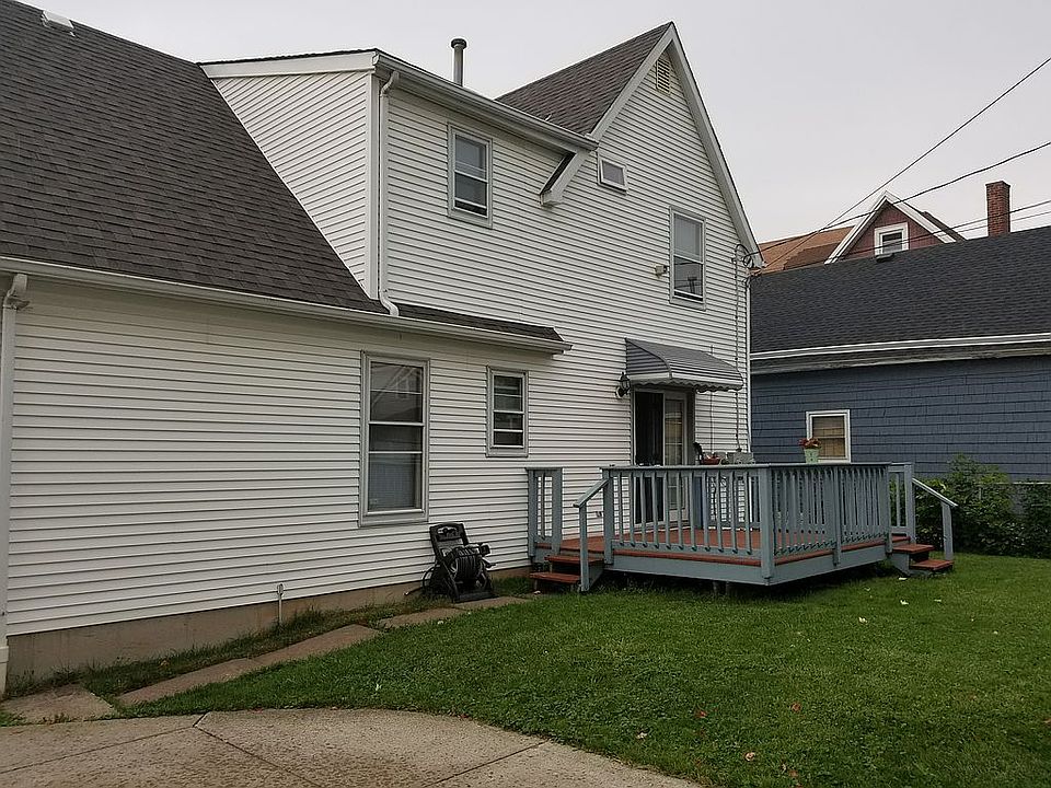 2nd image of 159 Whitney Pl