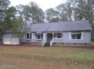 1123 Barkentine Dr, New Bern, NC 28560