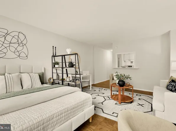 1301 20th St NW APT 817, Washington, DC 20036