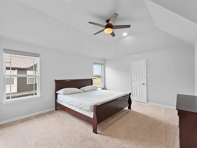3217 Austin Bayou Trl — Photo 32