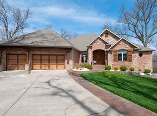 2109 S Cross Timbers Ct, Springfield, MO 65809