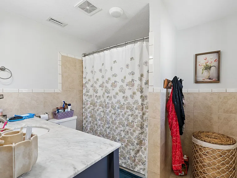 273 Avalon Rd — Photo 17