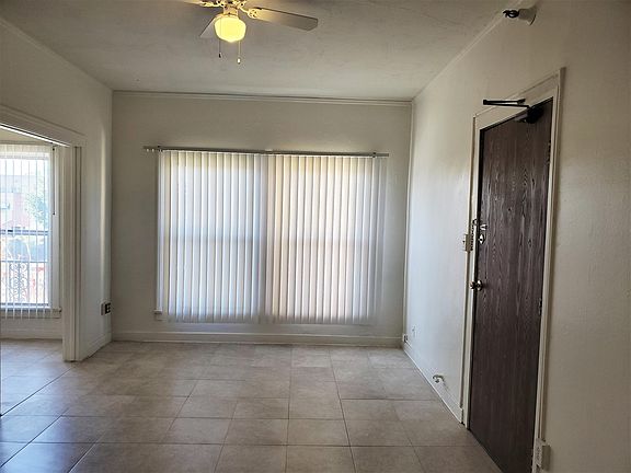 4th image of 114 S New Hampshire Ave APT 102