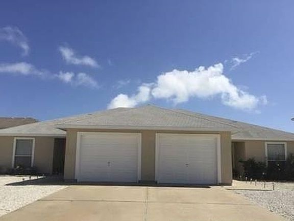 15518 Cruiser Whole Duplex. A is left side.