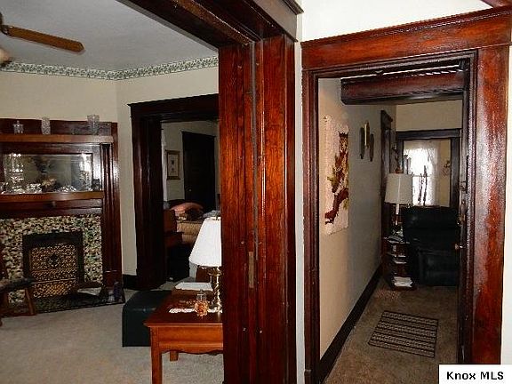 4th image of 602 W Vine St