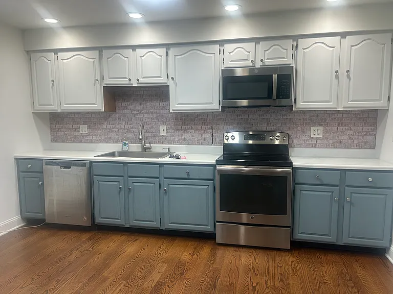 740 Winchester Rd — Photo 17