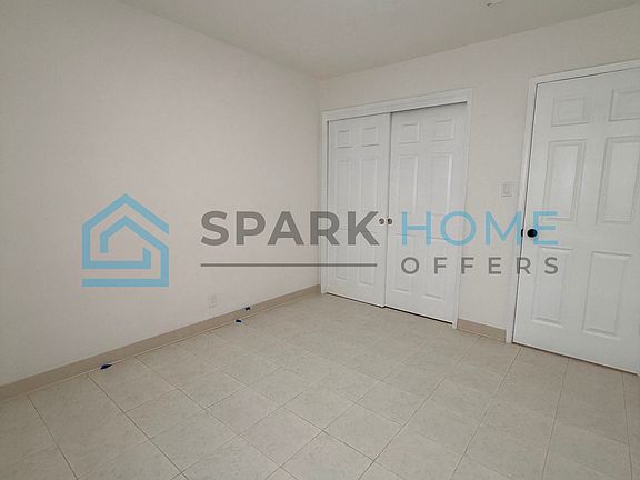 4th image of 1902 Sheridan St APT C