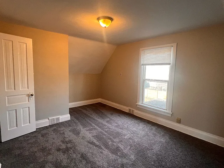 1435 Villa St — Photo 23