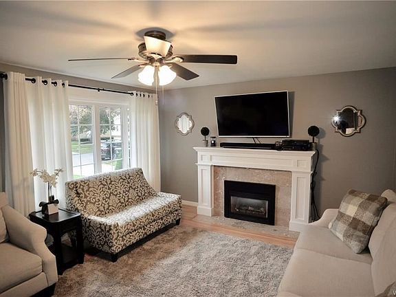 3rd image of 510 Woodland Dr