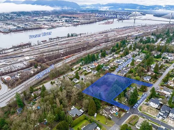 13851 115th Ave, Surrey, BC V3R 5Y3