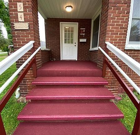 5th image of 54 Lebanon Ave