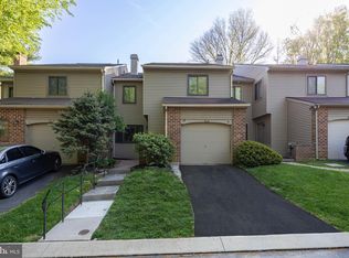 202 Curtis Ct, Chesterbrook, PA 19087