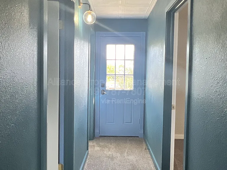 514 Catalina Dr — Photo 30
