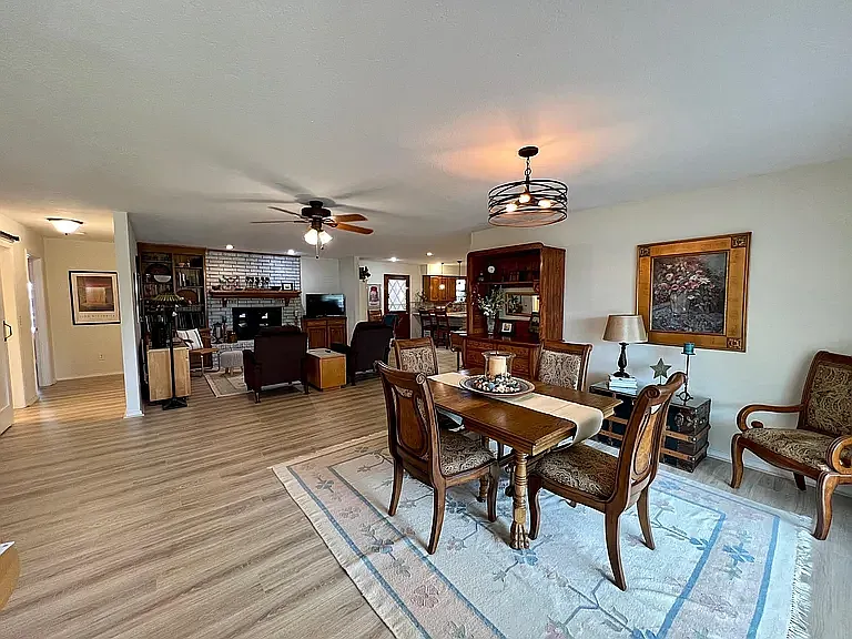 2902 Candlestick Ln — Photo 5