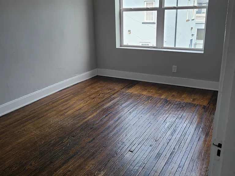 366 Gilbert St — Photo 11