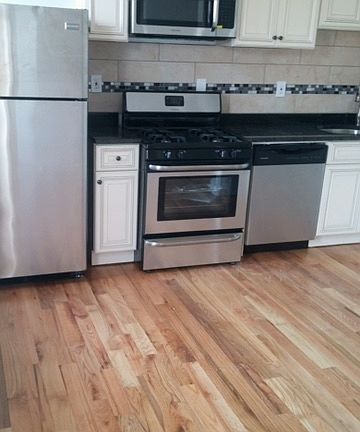 3rd image of 800 E Girard Ave #3