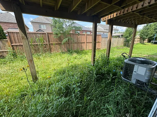 861 Edinburgh Dr — Photo 31