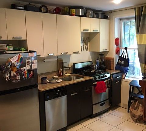 4th image of 64 Livingston St APT 1