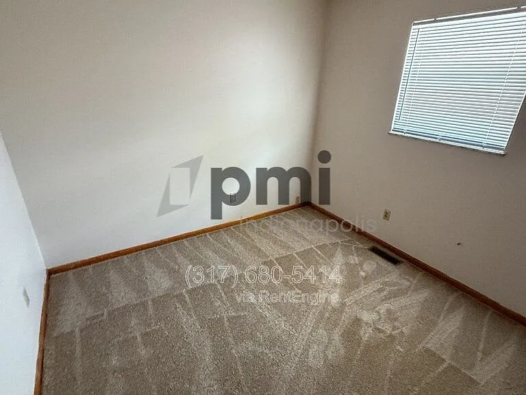 232 S Green St #A — Photo 14