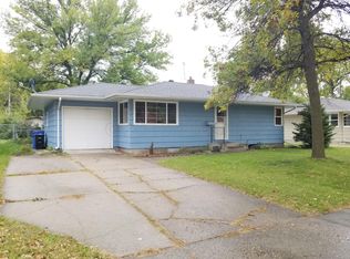1725 13 1/2 St S, Fargo, ND 58103