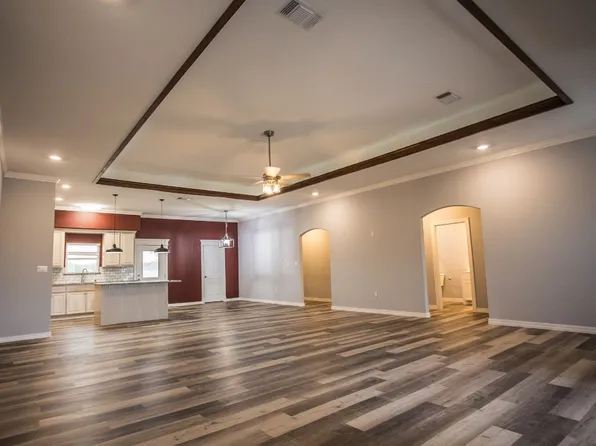 18326 Fm 47, Wills Pt, TX 75169