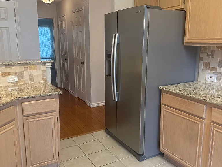 4600 Spanishmoss Dr — Photo 10