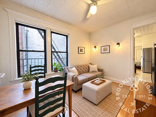 55 Hicks Street — Photo 1