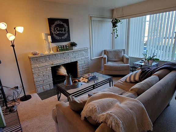5th image of 4235-4239 27th Ave #2