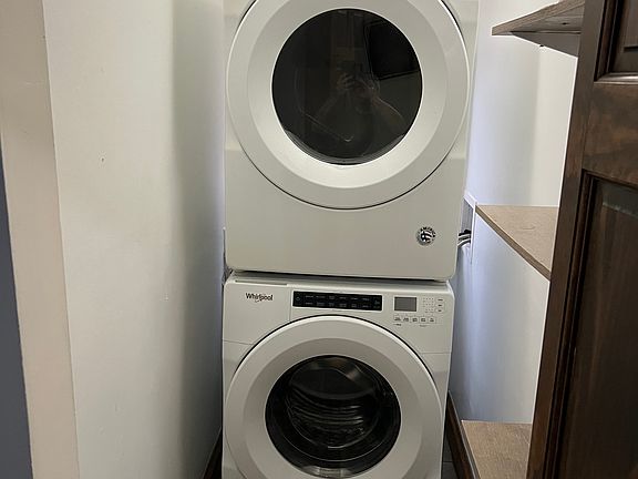 3rd image of 4106 W Gladys Ave #1