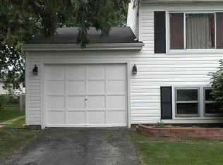 6630 Appletree St, Hanover Park, IL 60133