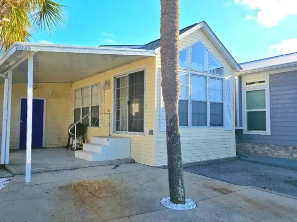 213 Squid Ln, Panama City Beach, FL 32408